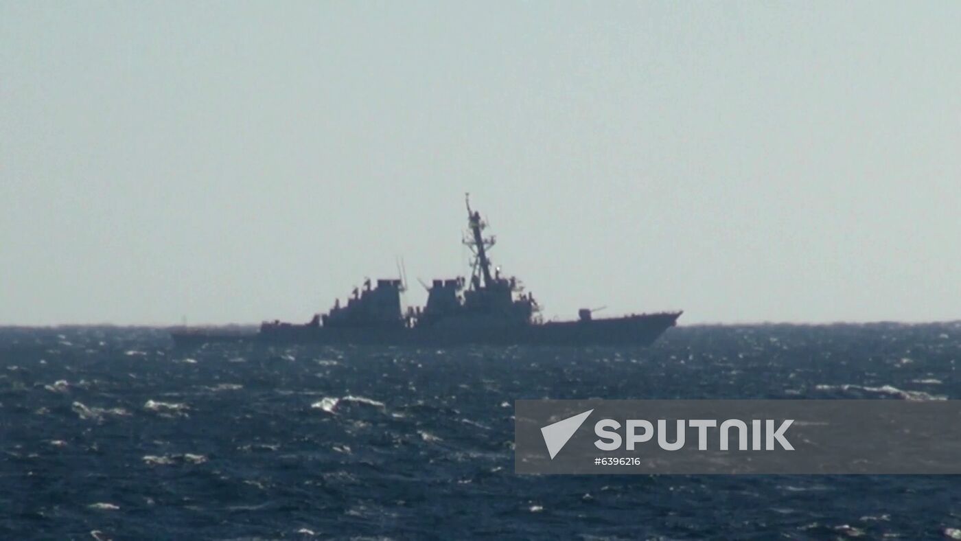 Russia US Warship