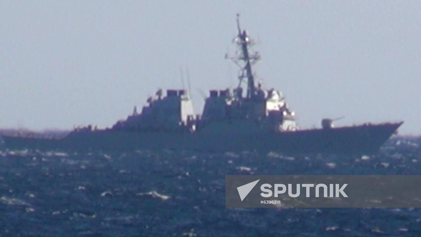 Russia US Warship
