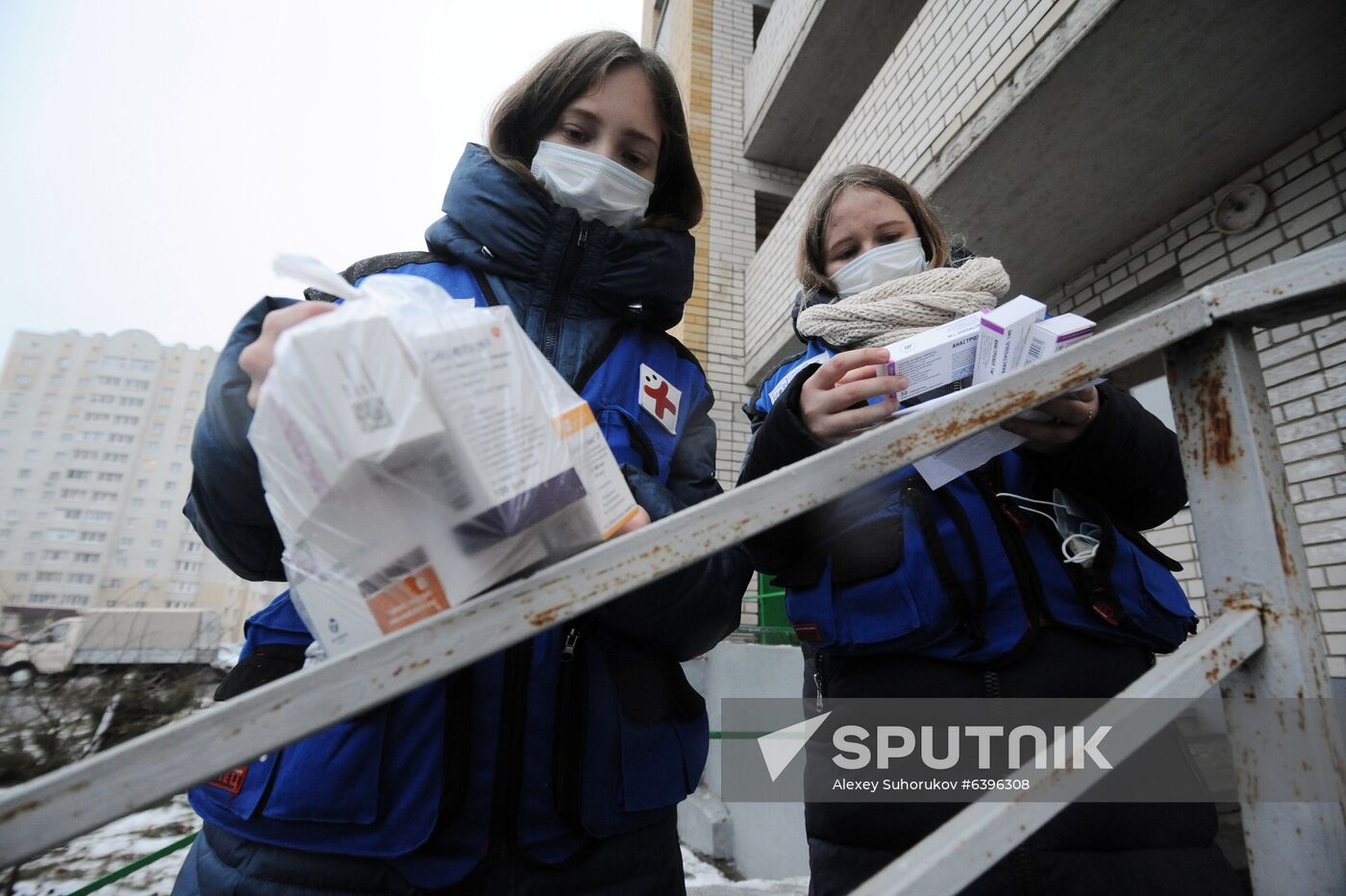 Russia Coronavirus Volunteers