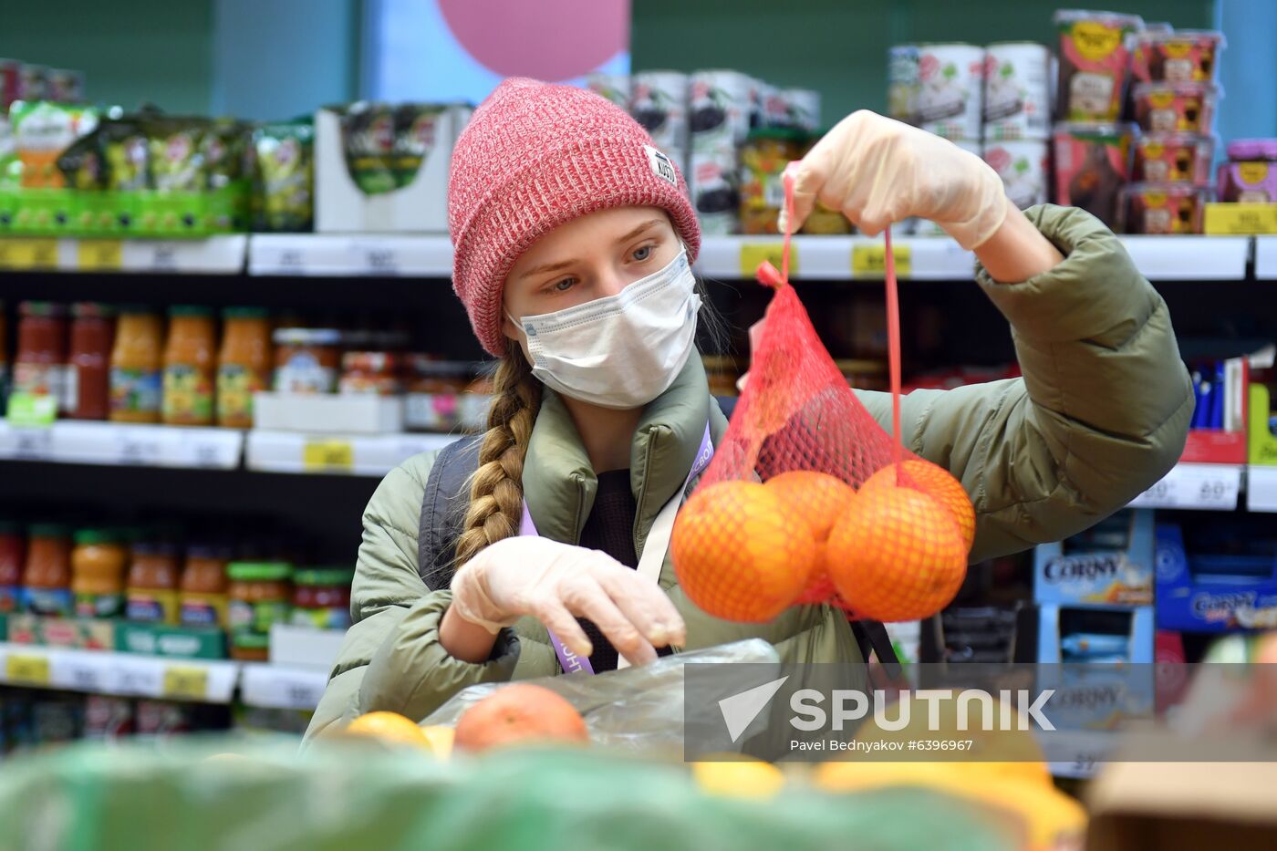 Russia Coronavirus Volunteers