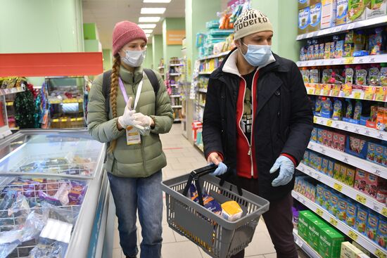 Russia Coronavirus Volunteers
