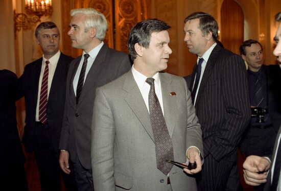 Signing Treaty of Federation in Russia