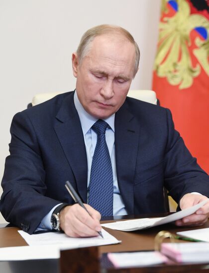 Russia Putin Pharmaceutical Plant