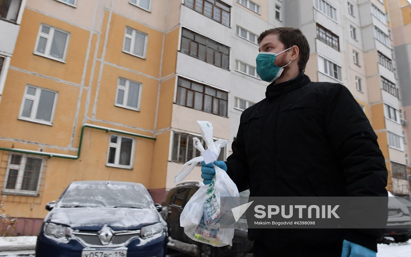 Russia Coronavirus Volunteers