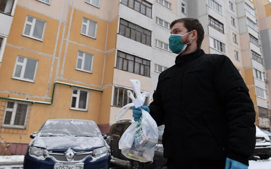 Russia Coronavirus Volunteers
