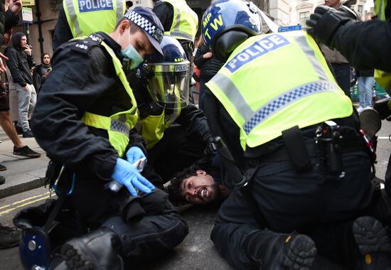 Great Britain Coronavirus Protest