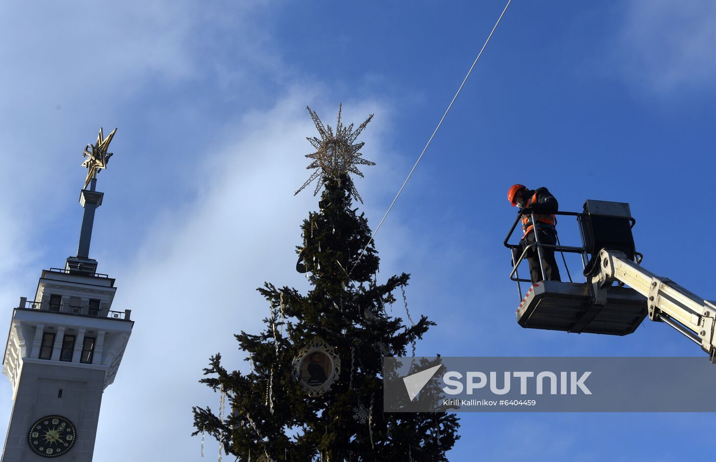 Russia New Year Preparations