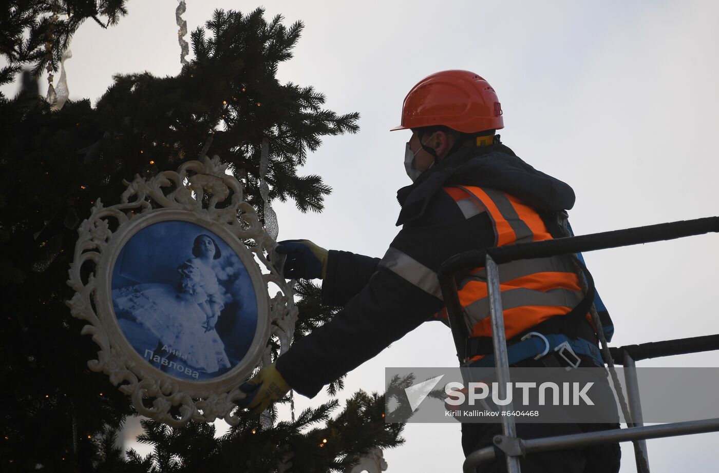 Russia New Year Preparations