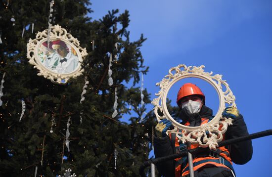 Russia New Year Preparations