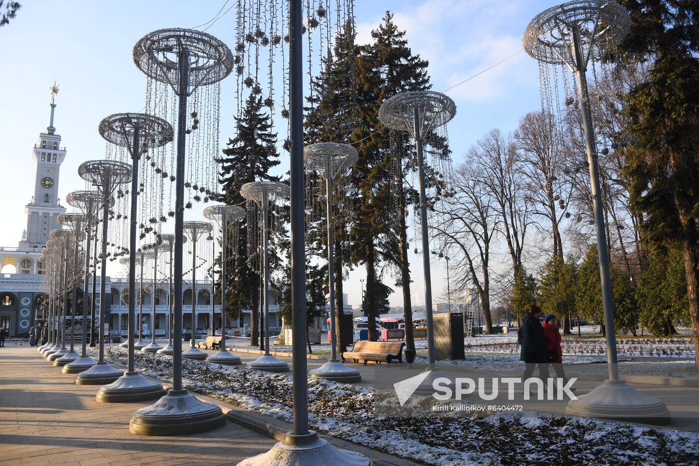 Russia New Year Preparations