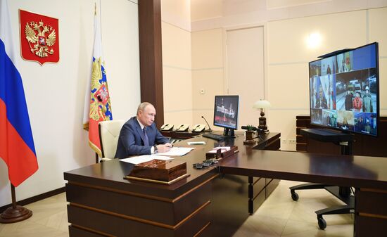 Russia Putin Defence Ministry Medical Centers