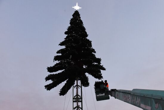 Russia New Year Preparations
