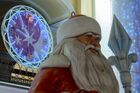 A statue of Father Frost, Russian equivalent of Santa Claus, is installed ahead of the New Year on the Nevsky Prospect, in Saint Petersburg, Russia. Location: Russia, St. Petersburg. Author: Alexei Danichev/Sputnik. Russia New Year Preparations