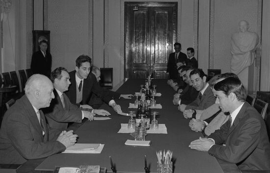 Algerian delegation visits USSR