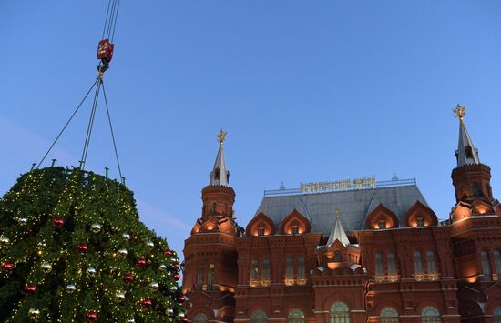 Russia New Year Preparations