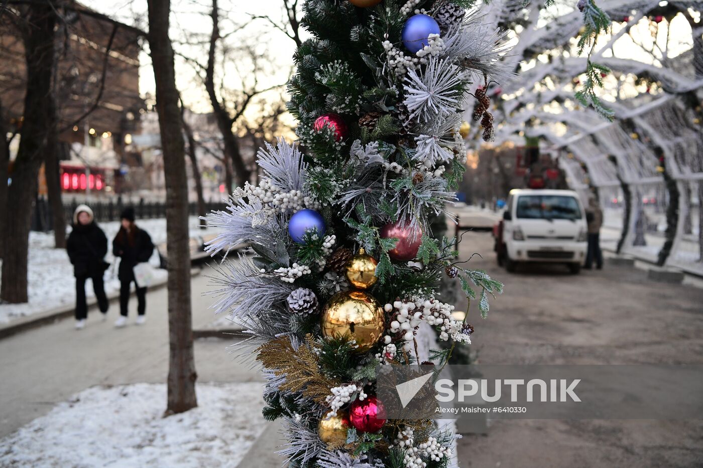 Russia New Year Preparations