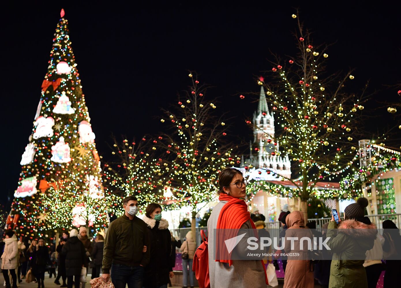 Russia New Year Preparations