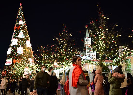 Russia New Year Preparations
