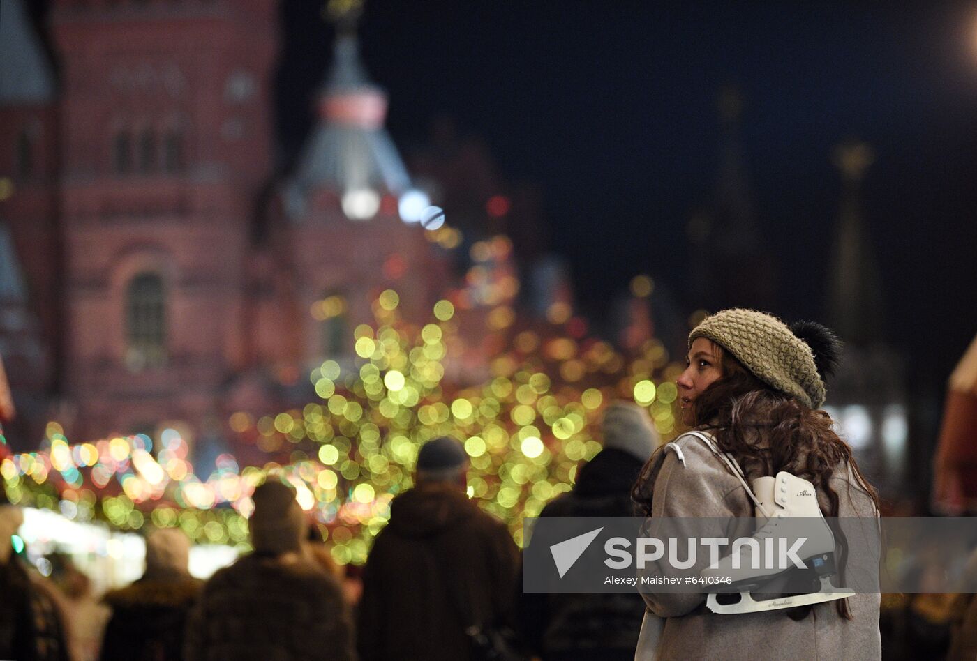 Russia New Year Preparations