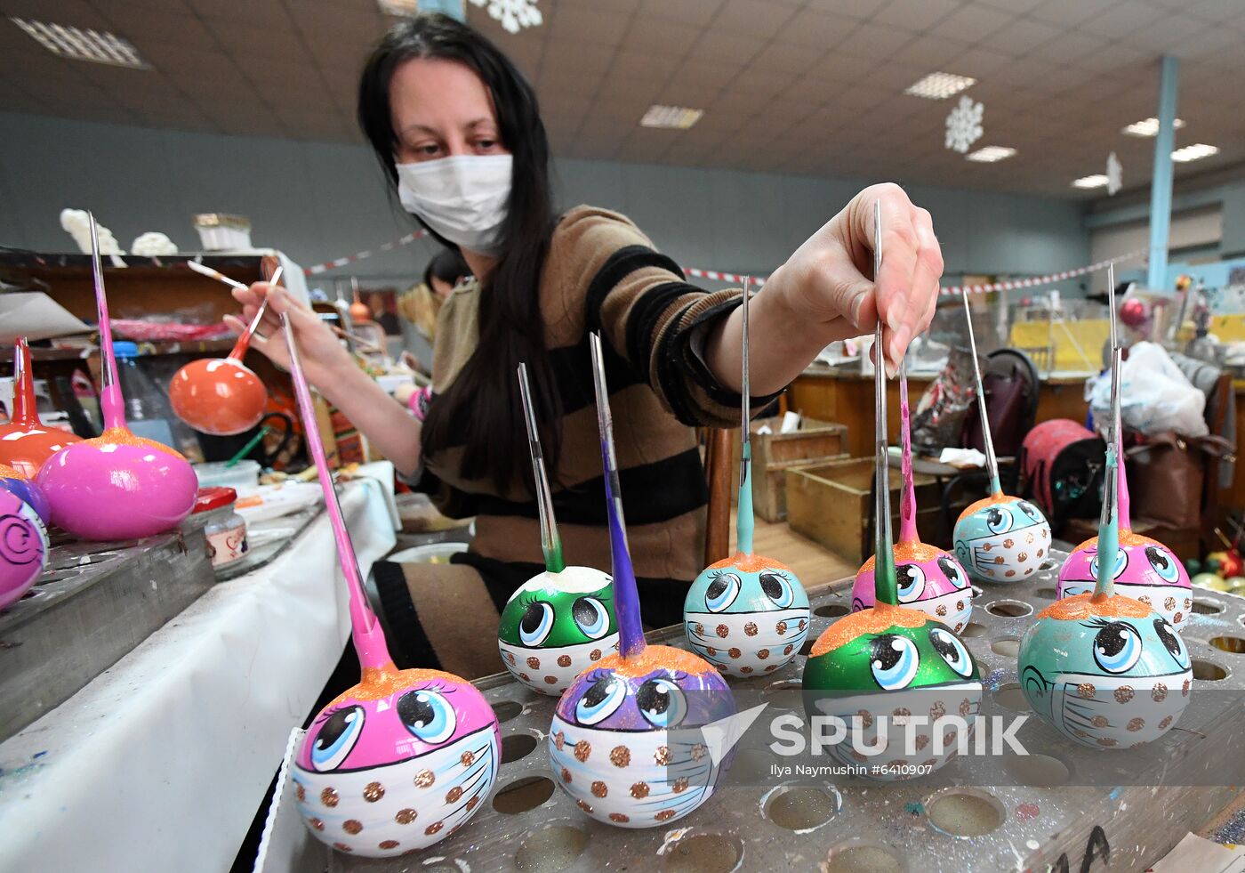 Russia New Year Preparations