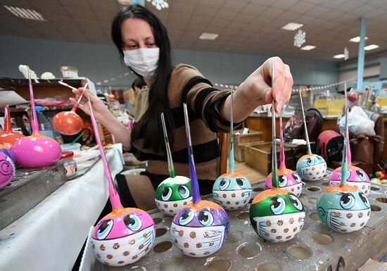Russia New Year Preparations 