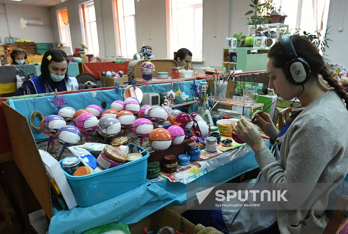 Russia New Year Preparations
