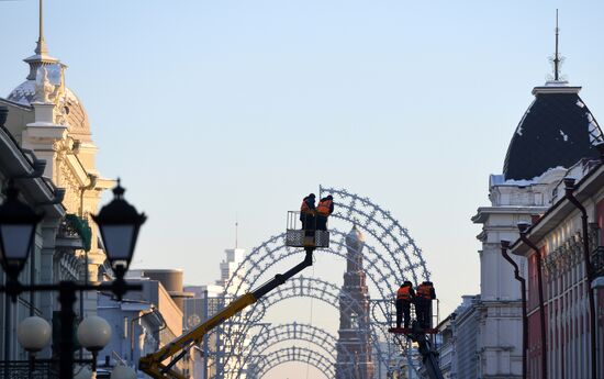 Russia New Year Preparations