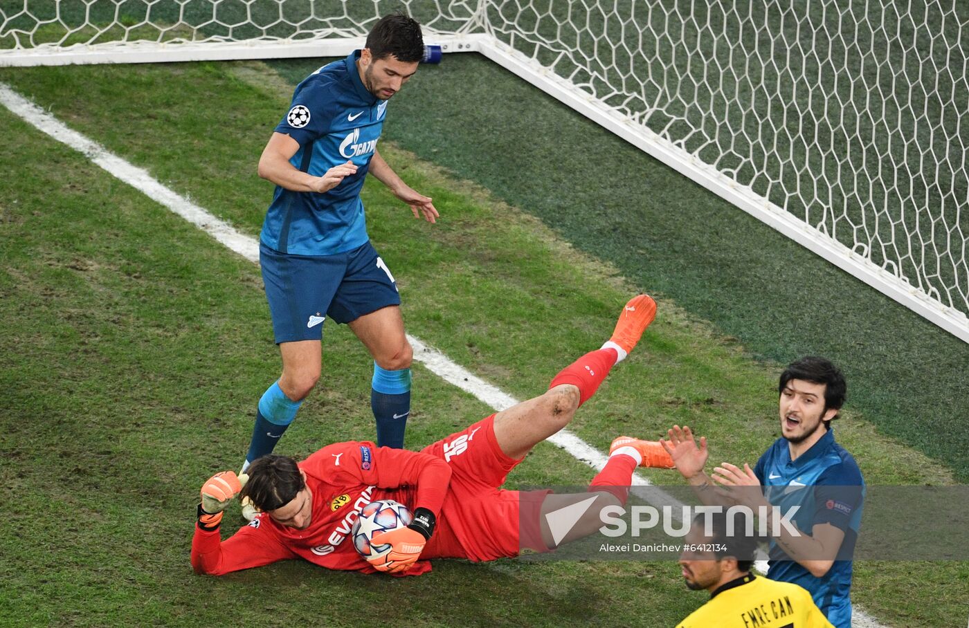 Russia Soccer Champions League Zenit -  Borussia