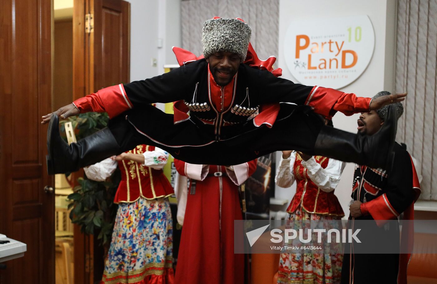 Russia Marusya Performance Group