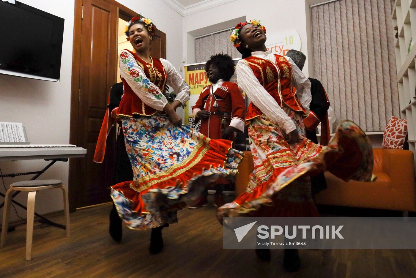 Russia Marusya Performance Group