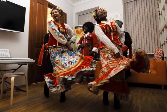 Russia Marusya Performance Group