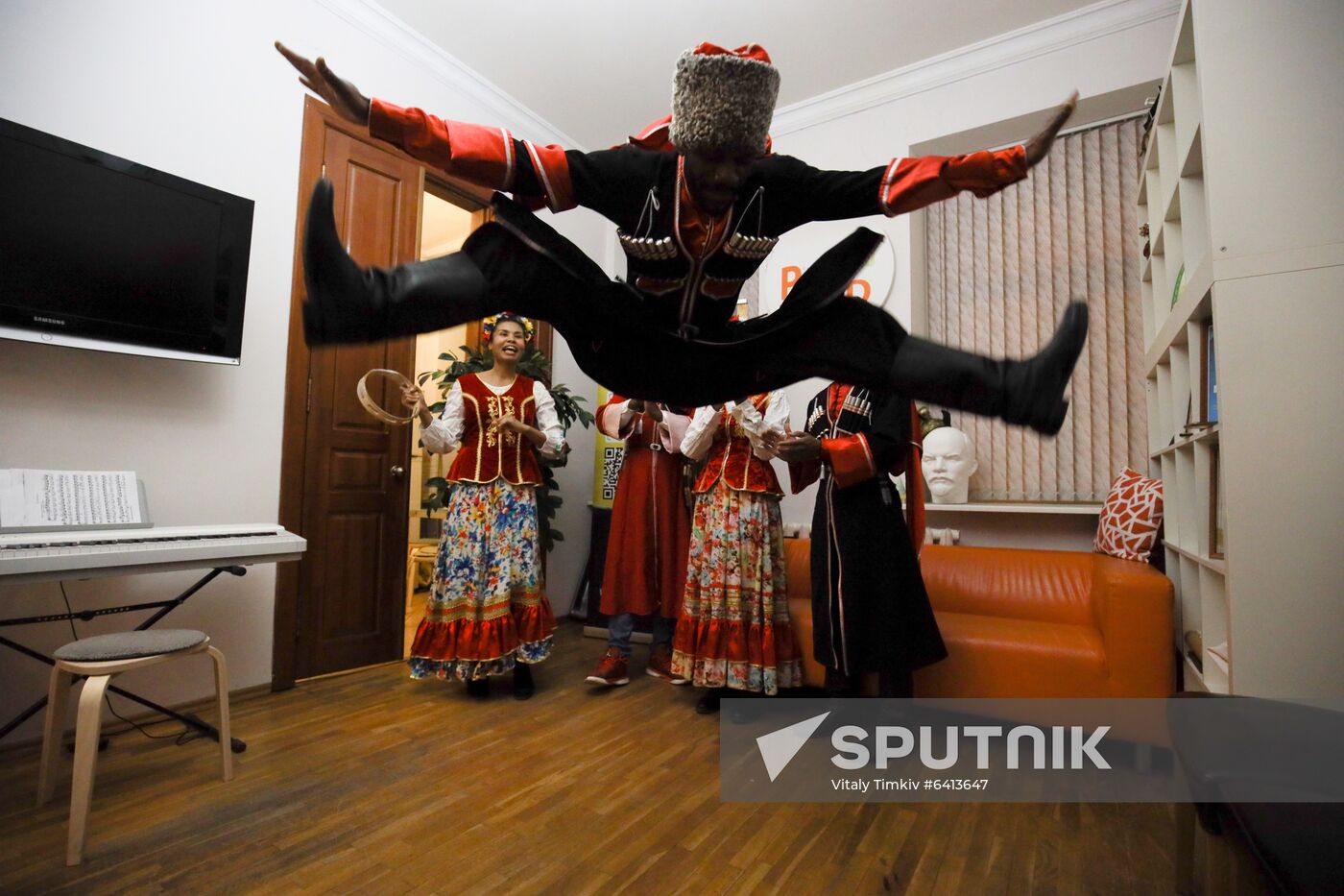 Russia Marusya Performance Group