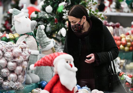 Russia New Year Preparations