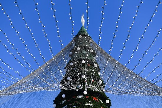 Russia New Year Preparations