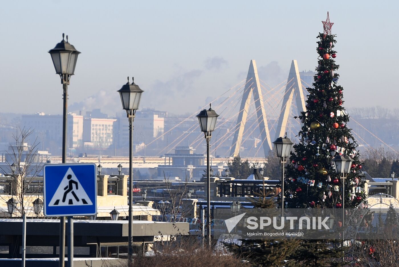 Russia New Year Preparations