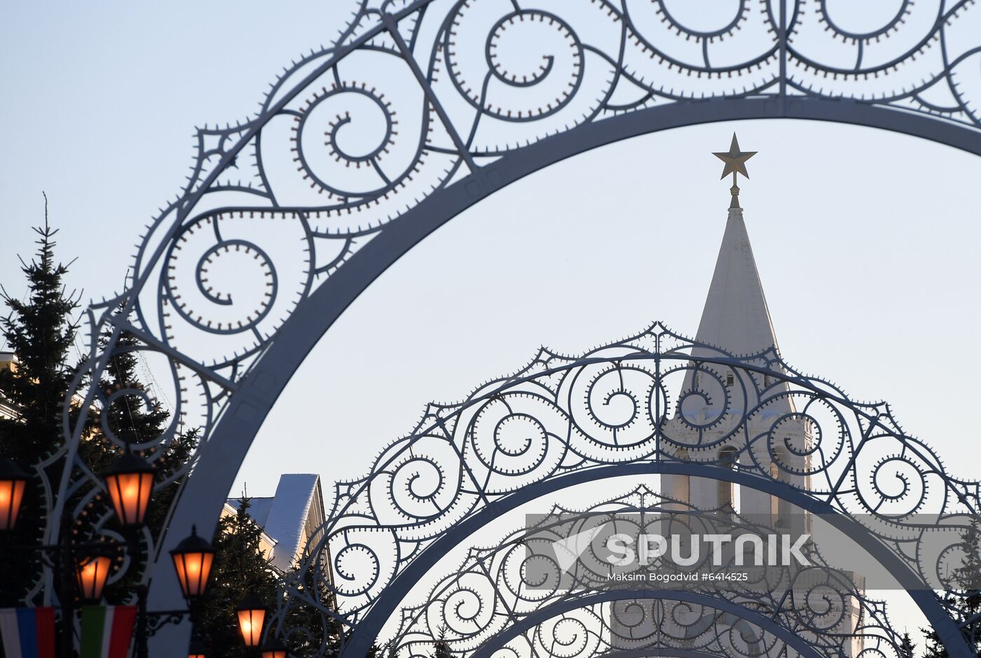 Russia New Year Preparations