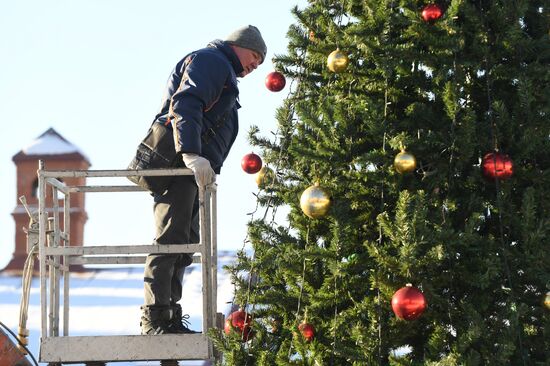 Russia New Year Preparations