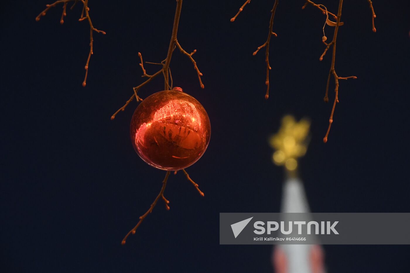 Russia New Year Preparations