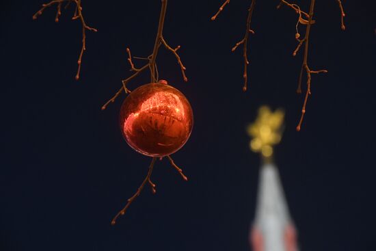 Russia New Year Preparations