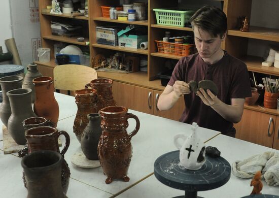 Russia Pottery