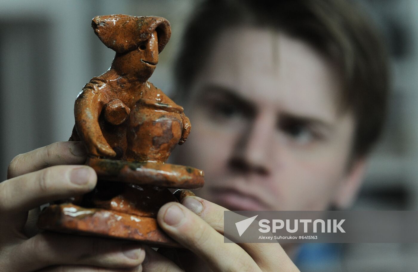 Russia Pottery