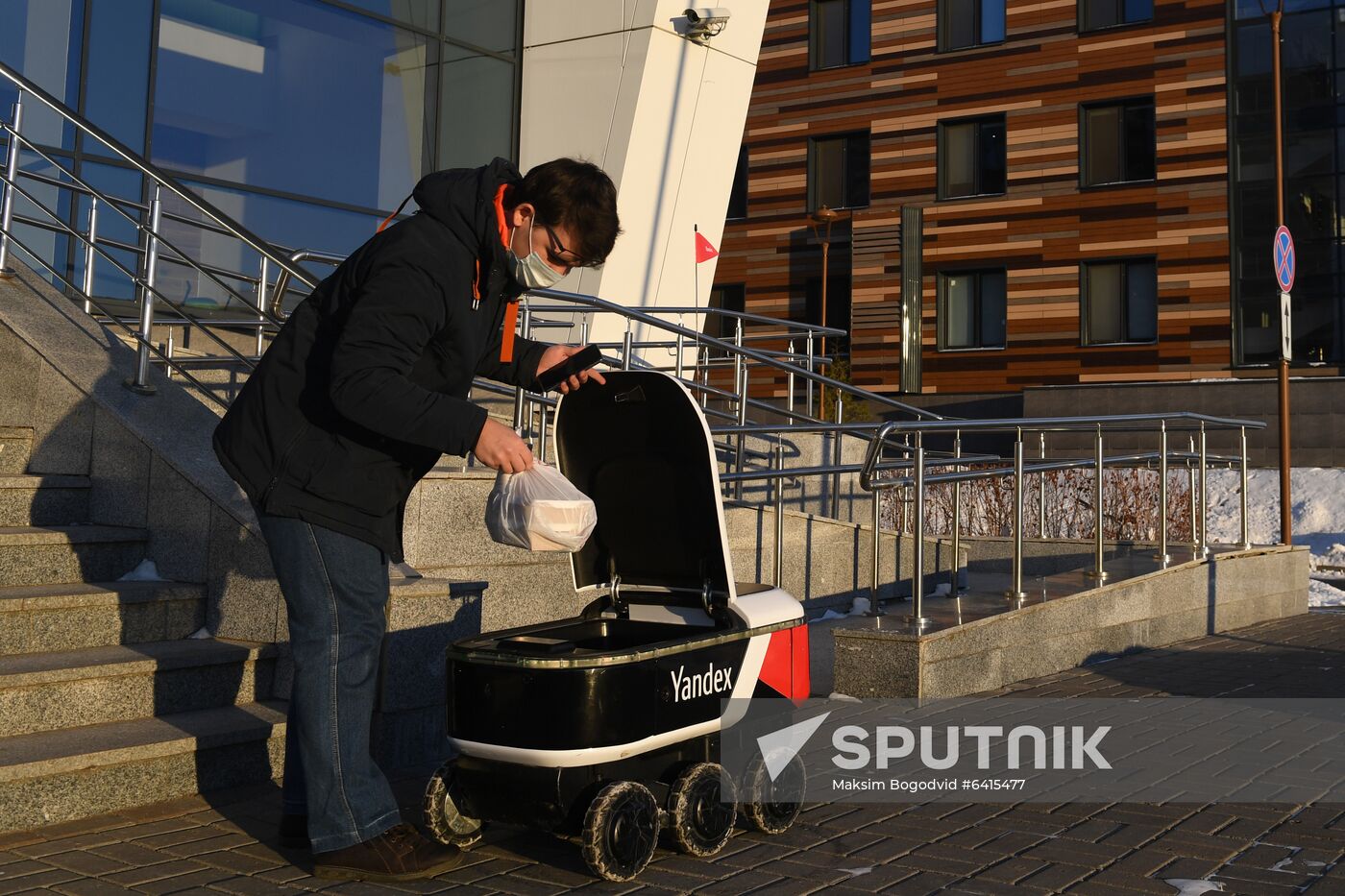 Russia Delivery Robot