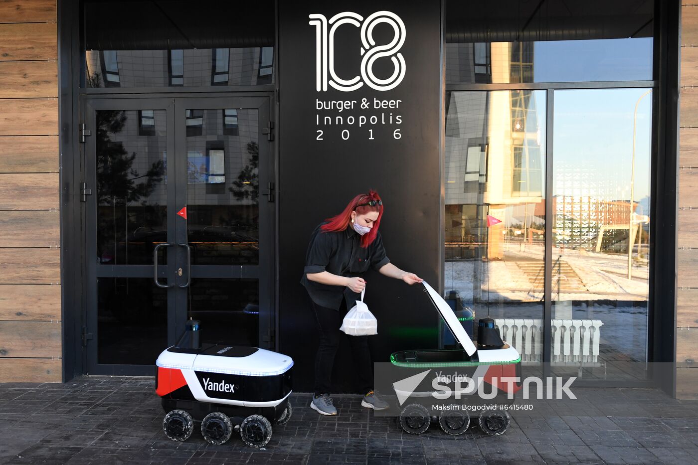 Russia Delivery Robot