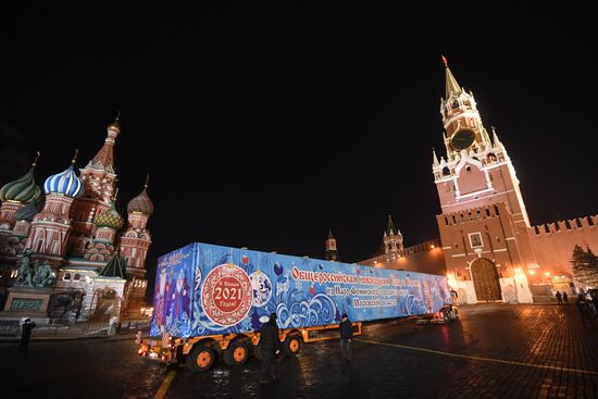 Russia New Year Preparations