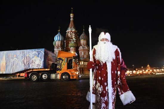 Russia New Year Preparations