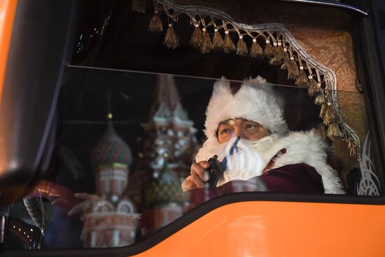 Russia New Year Preparations