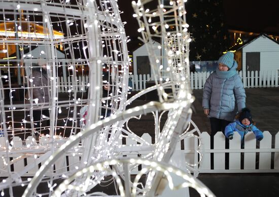 Russia New Year Preparations