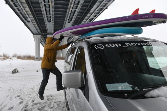 Russia Winter SUP Surfing