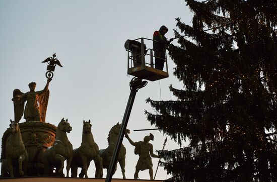Russia New Year Preparations