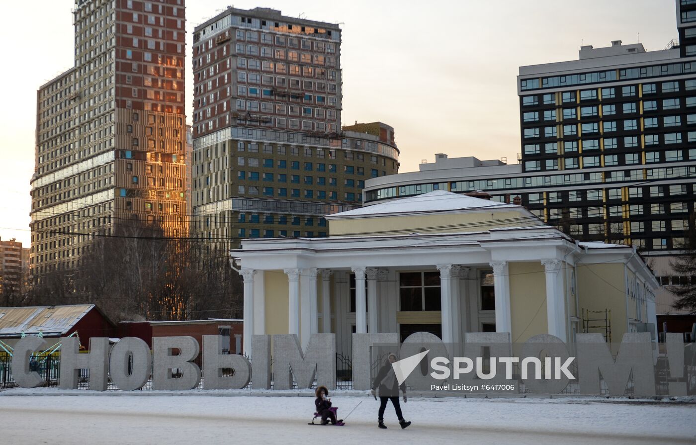 Russia New Year Preparations
